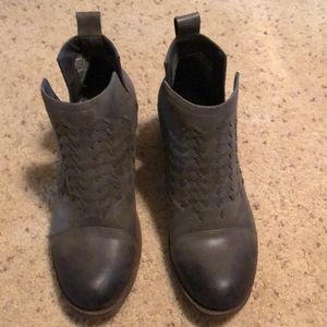 Billabong Brown Ankle Bootie